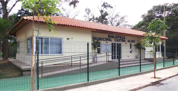 Biblioteca Municipal Castro Alves - Três Rios - RJ Biblioteca Municipal Castro Alves - Três Rios - RJ