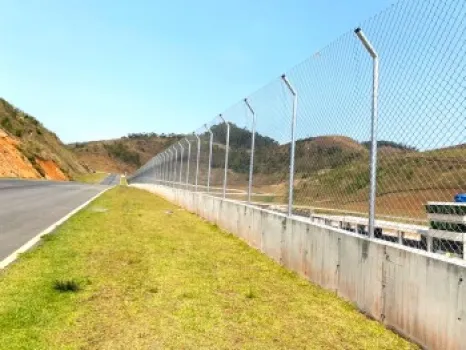 Cercamento Alambrado